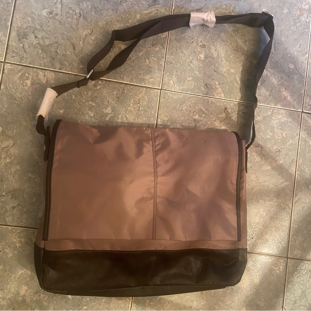 Calvin Klein Men's Tan Brown Messenger Bag